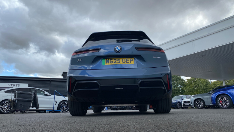 BMW iX 400kW xDrive60 M Sport 112kWh 5dr Auto [Skylounge] Electric Estate